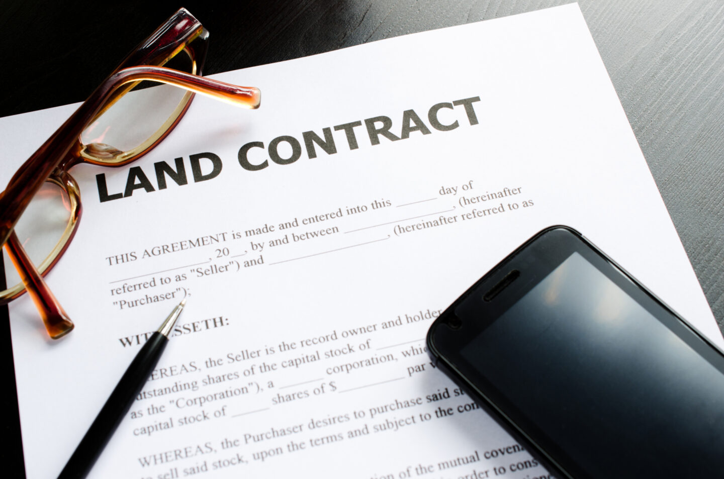 Land Contract: When Is Selling a House on Contract a Good Option?