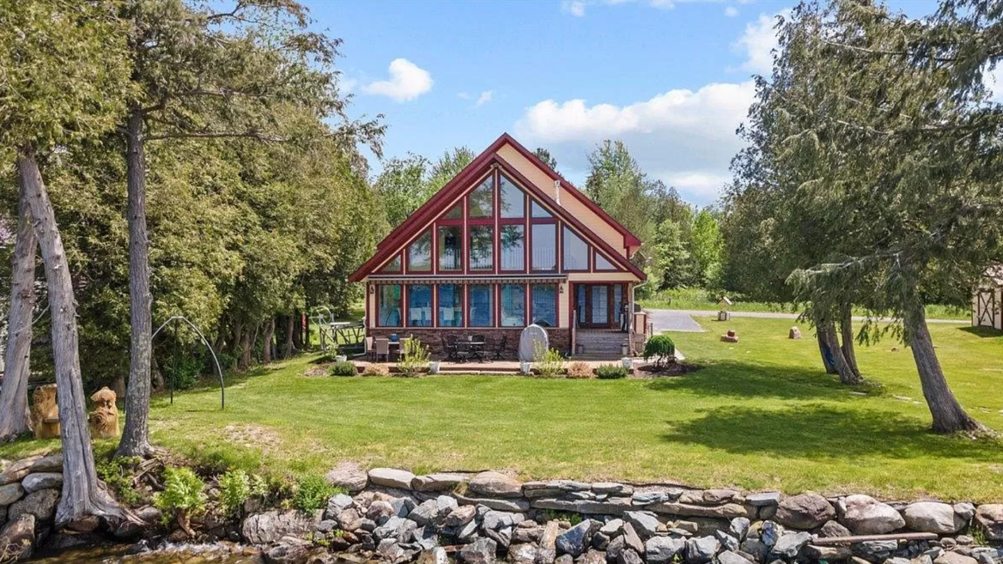 Image of a waterfront home