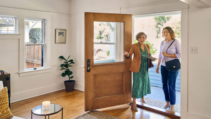 Home Touring Using Zillow