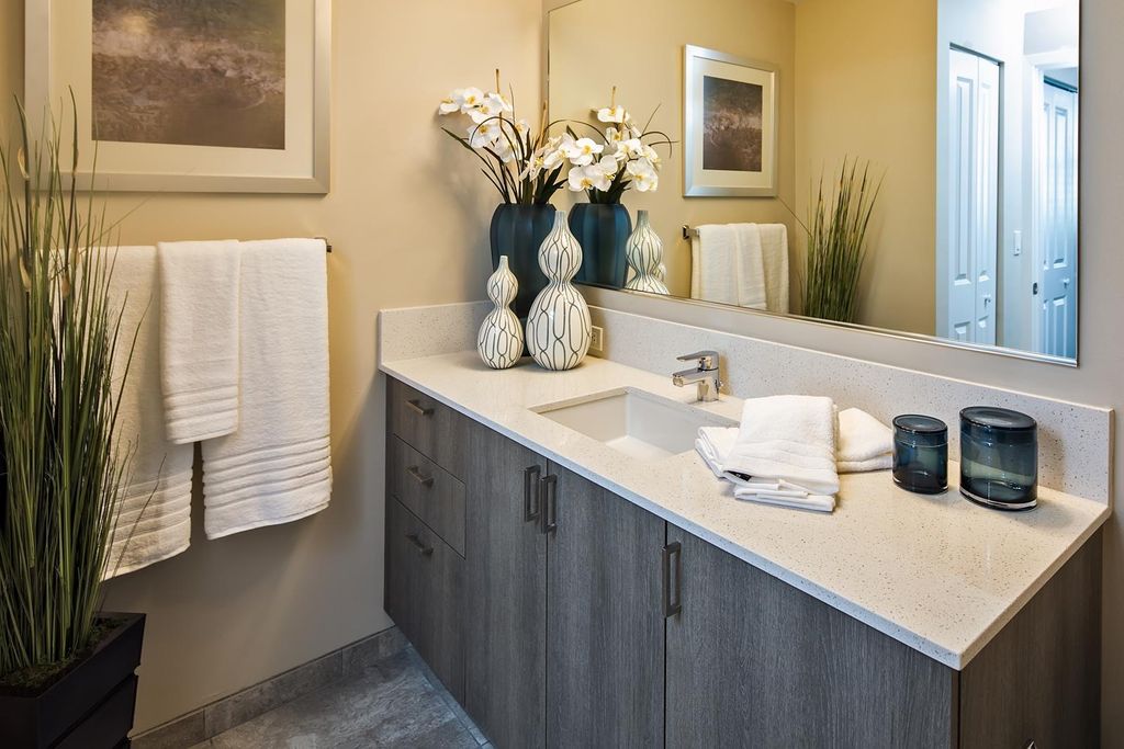 10 Tricks to Make Over Your Rental Bathroom