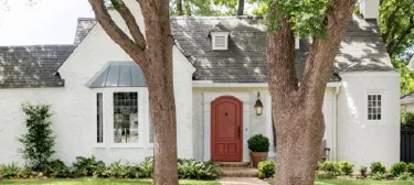 Not recommended wide-angle exterior home shot example