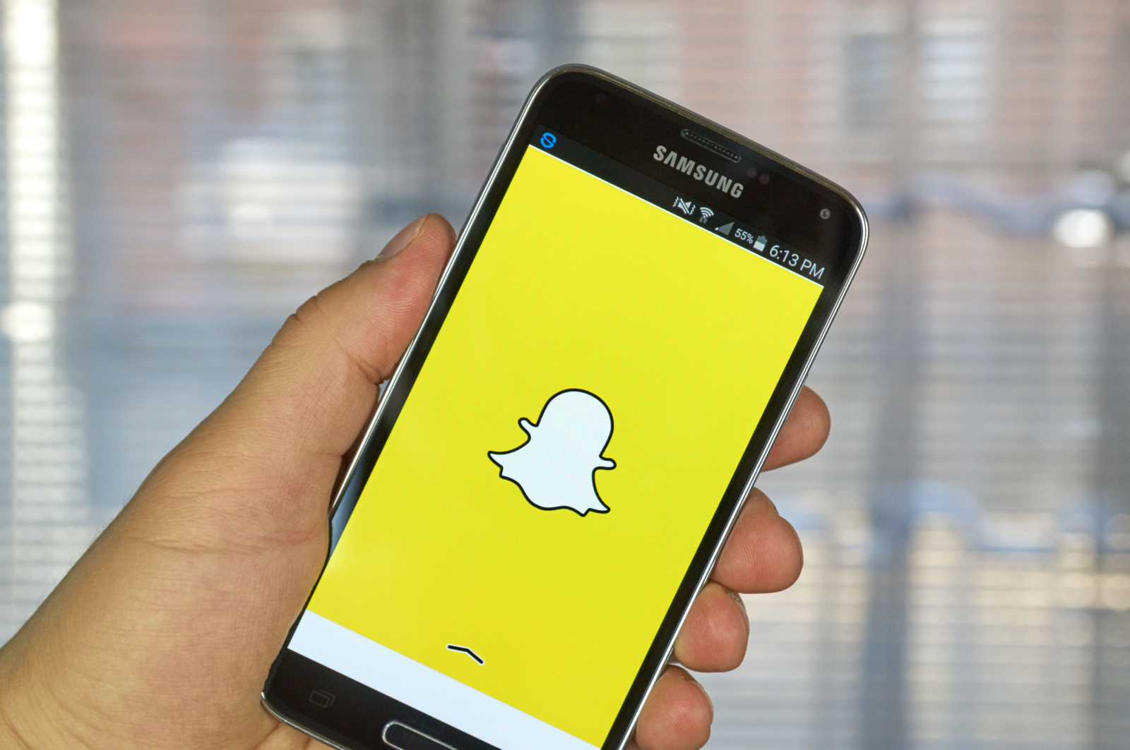 Geofilters: Virtual Word-of-Mouth Marketing
