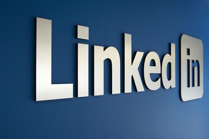 Surprising Ways LinkedIn Can Help You Stay Connected With Past Clients