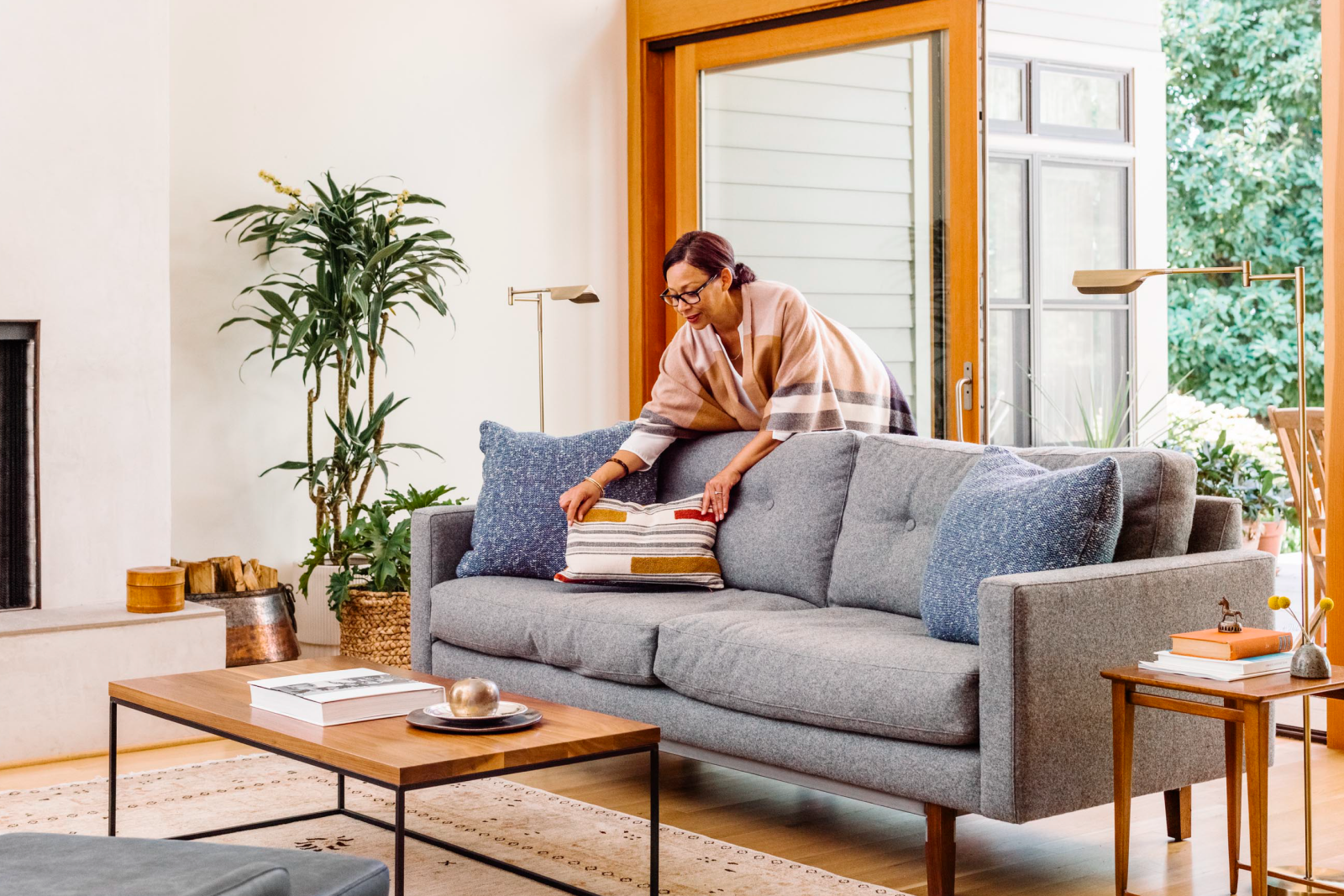 An agent with open house ideas, showing a home to prospective buyers.