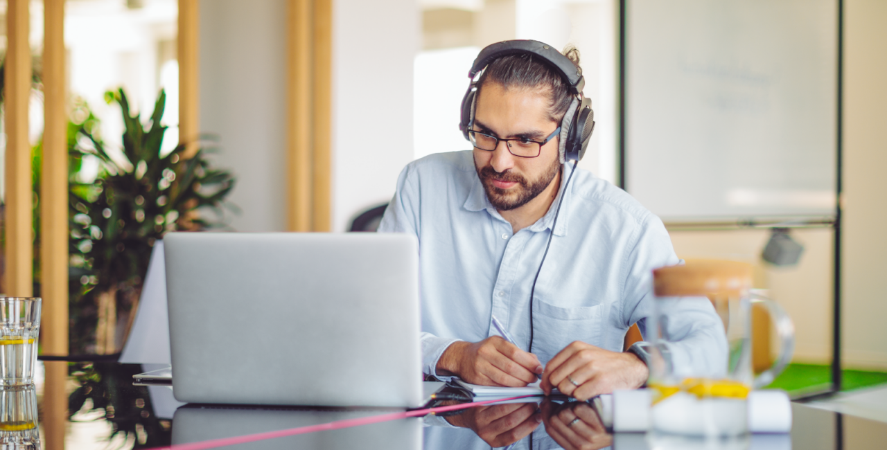 9 Podcasts for Real Estate Agents