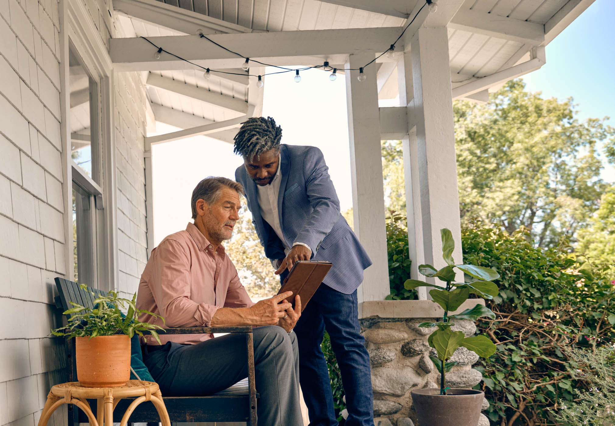 Agent strategies for winning the deal