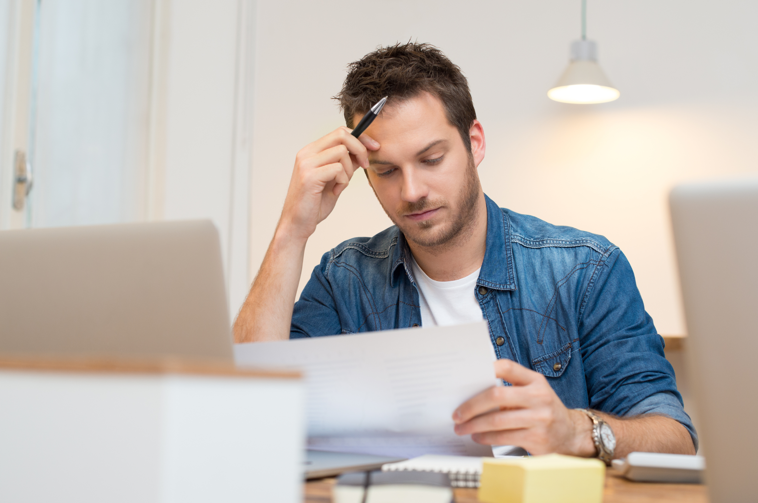 Real Estate Brokers Licenses and Sales Licenses: What's the Difference?