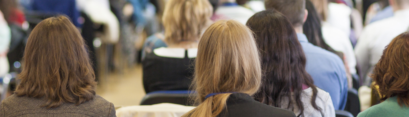 How to Host a Successful Real Estate Seminar for Leads and Clients