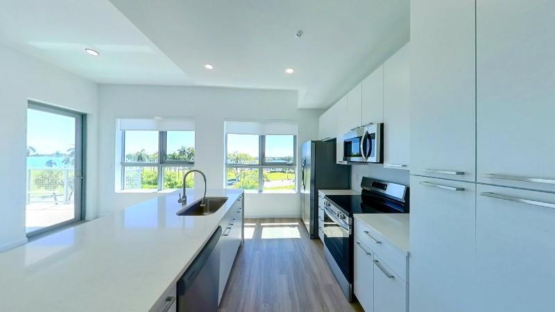 406 221 broward ave, west palm beach,Fl 33407