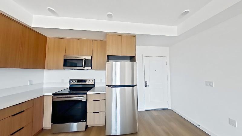 14333 Erwin St #303, Van Nuys, CA 91401