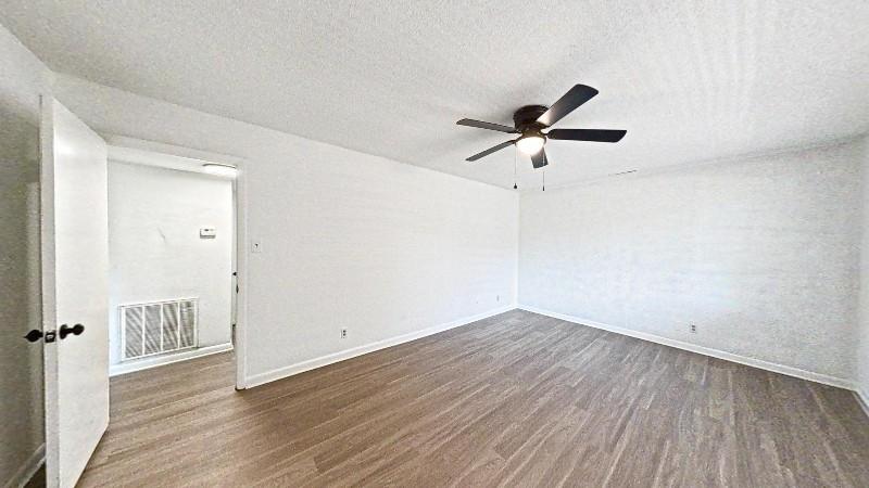2105 Bogarde S unit D3, Durham, NC 27705