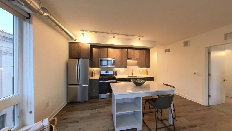 945 Square Foot - 2 bedroom/2 bathroom