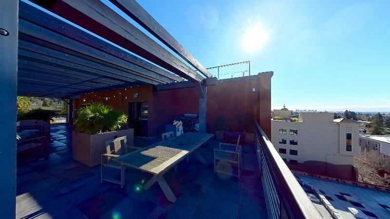 Rooftop Deck Amenity