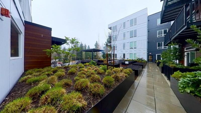 Alfresco Courtyard 
