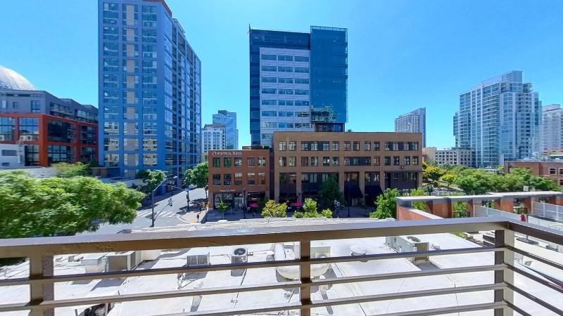 Zillow 3D tour 1